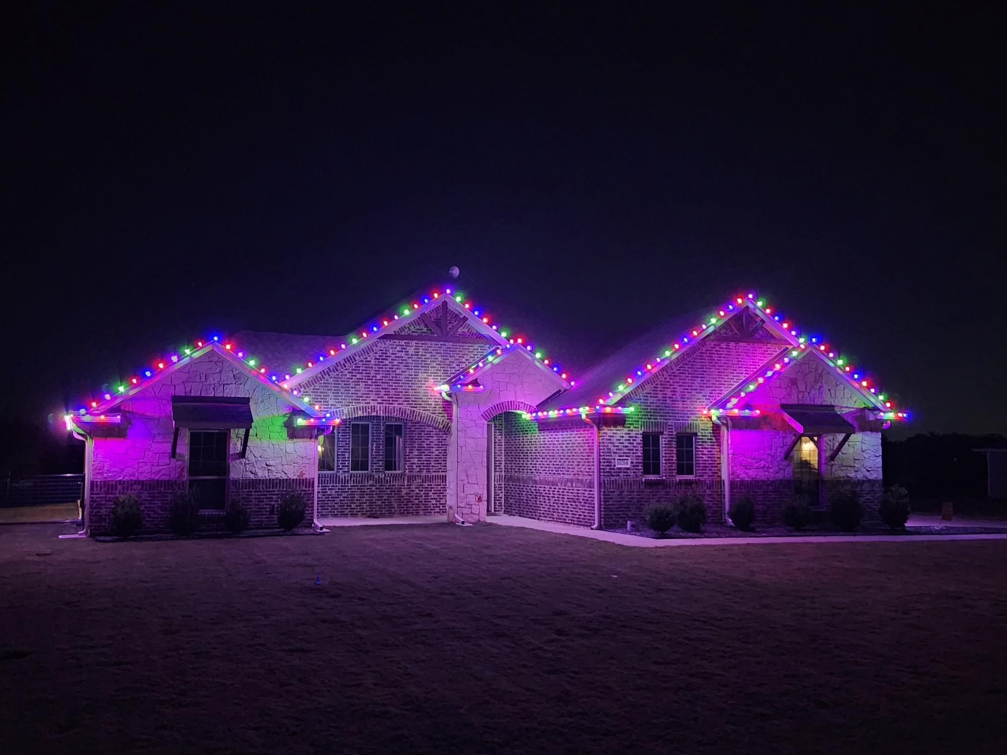 Four Alarm Lawn Care – Custom Christmas Light Installation in Sanger, TX